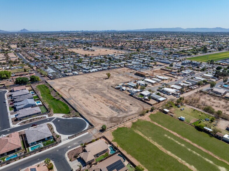 More Photos Of 7118 80th Ave, Glendale Land For Sale