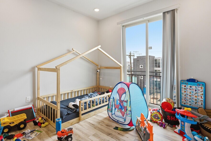 More Photos Of 121-127 W Cumberland St, Philadelphia Apartments For Sale