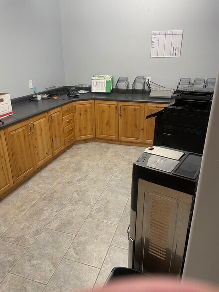 More Photos Of 1188 W 10400 S, South Jordan Office For Lease
