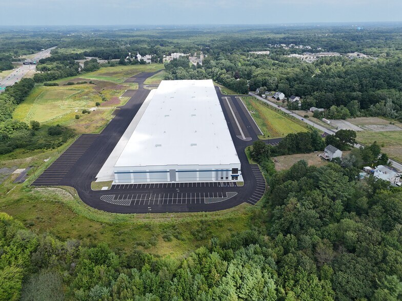 More Photos Of 21 Lincoln St, West Bridgewater Manufacturing For Lease