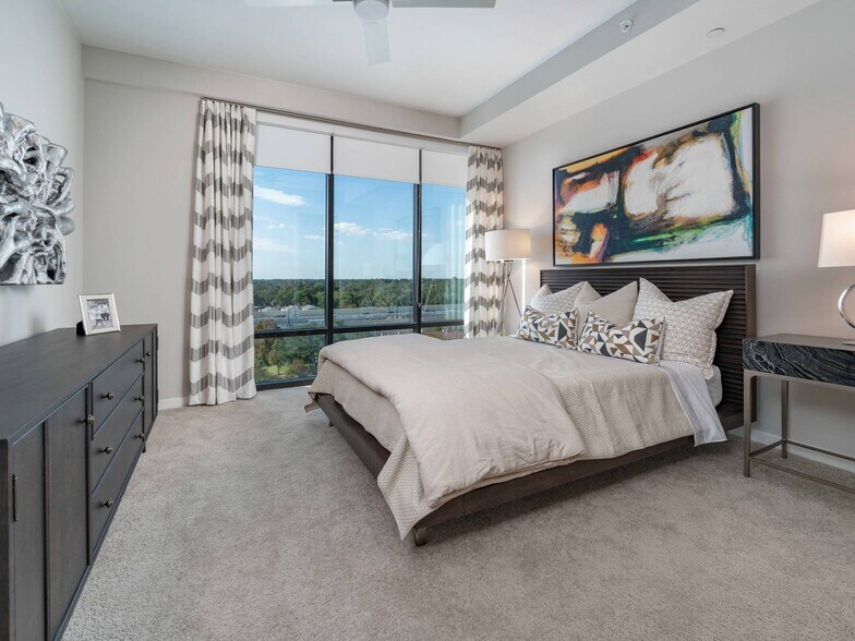 More Photos Of 295 NE Ivanhoe Blvd, Orlando Apartments For Lease