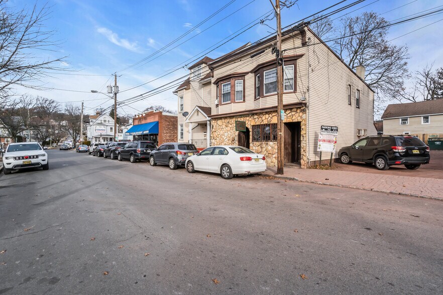 More Photos Of 45 Freeman St, West Orange Bar For Sale