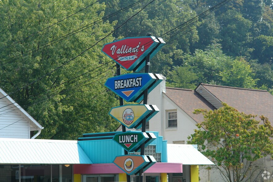 More Photos Of 3418 Babcock Blvd, Pittsburgh Restaurant For Sale