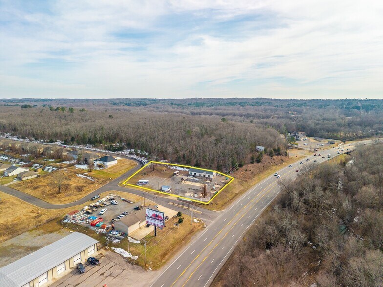 More Photos Of 1915 Walkers Trl, Conway General Retail For Sale