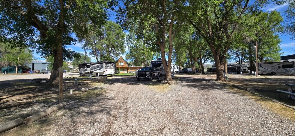 More Photos Of 204 US Highway 20 S, Thermopolis Manufactured Housing Mobile Home Park For Sale