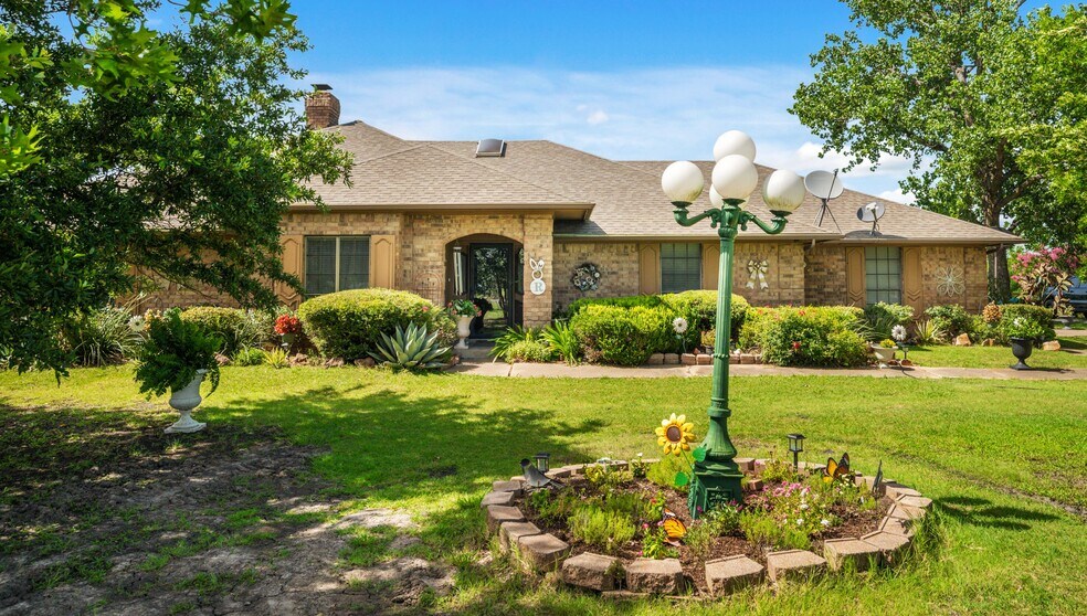 Primary Photo Of 5792 FM 6, Josephine Showroom For Sale