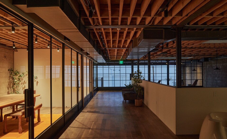 More Photos Of 5872 Smiley Dr, Culver City Loft Creative Space For Lease