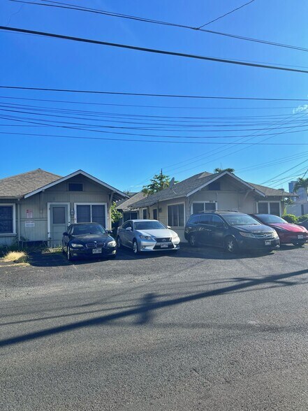 More Photos Of 2013 Young St, Honolulu Apartments For Sale
