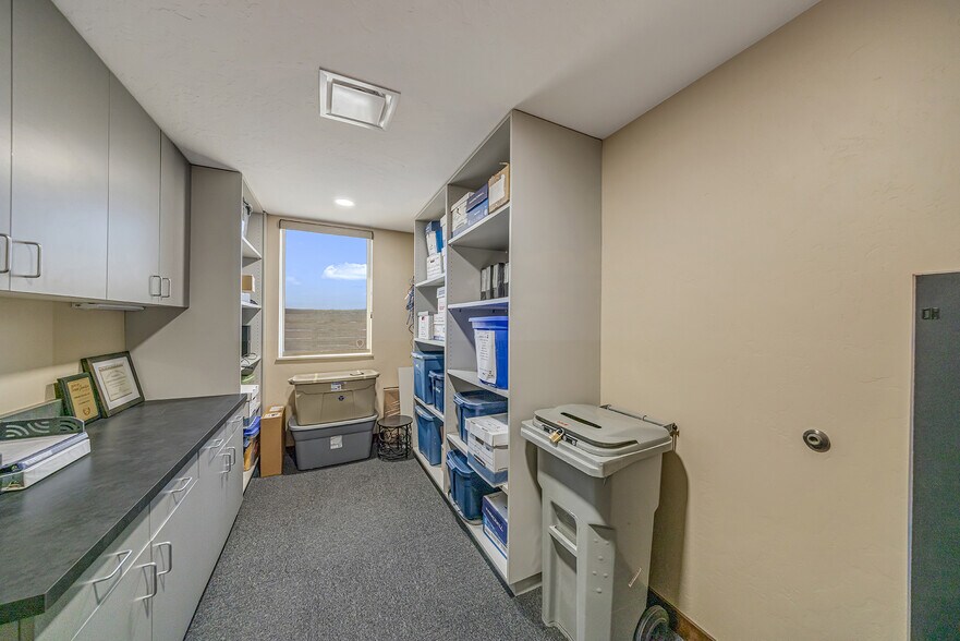 More Photos Of 389 Roberts Ct, Grand Junction Service For Sale