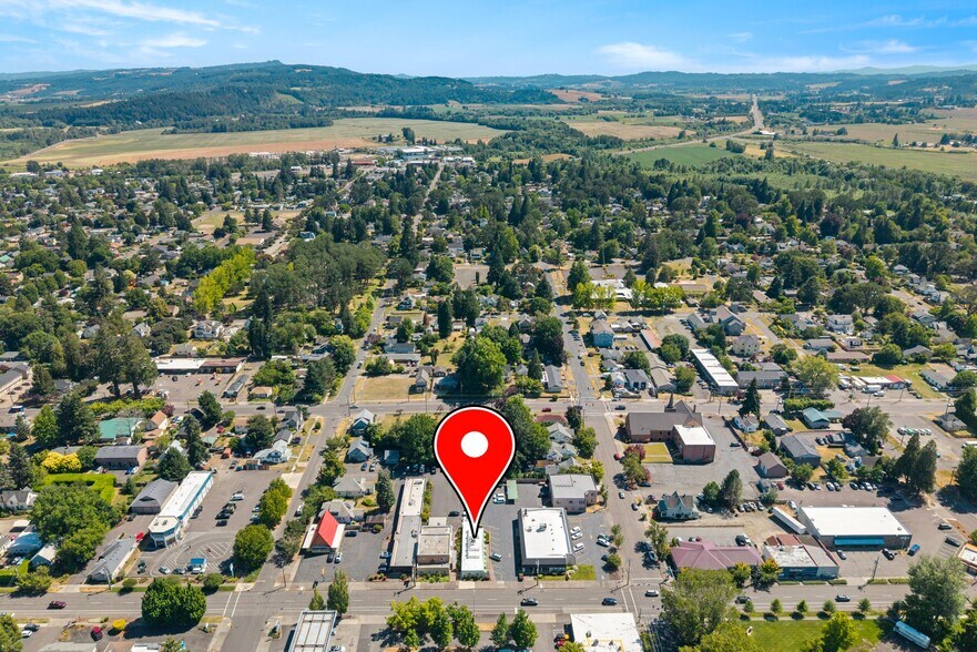 More Photos Of 2318 Pacific Ave, Forest Grove Office For Sale