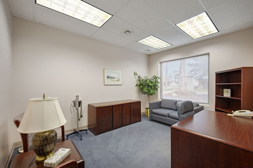 More Photos Of 2814 Franklin St, Michigan City Office For Sale