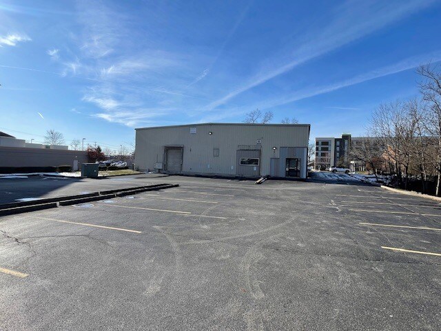 More Photos Of 11224 Cornell Park Dr, Blue Ash Office For Sale