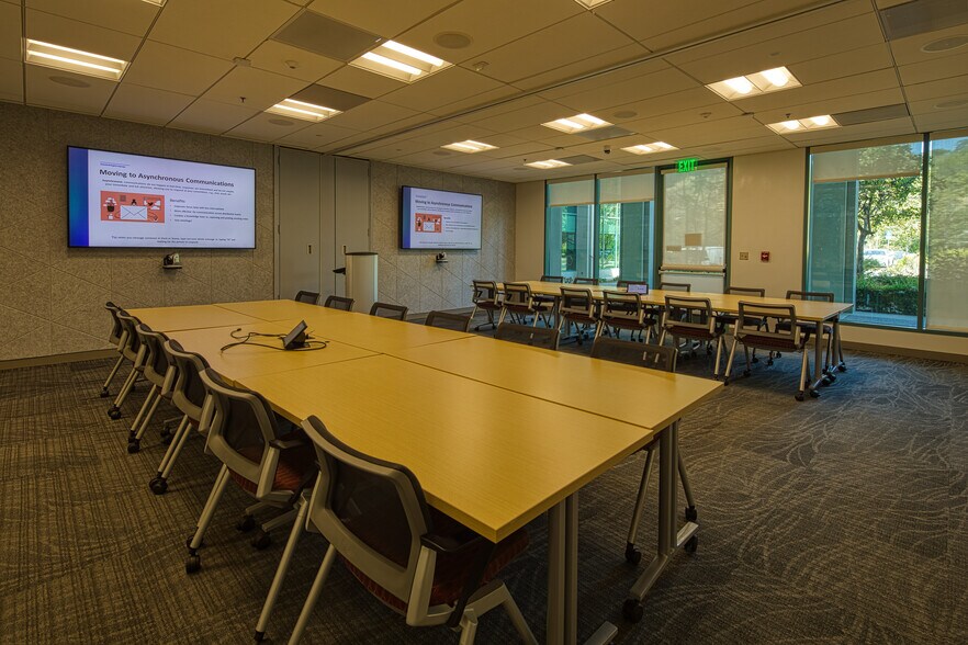 More Photos Of 111 McInnis Pky, San Rafael Office For Sale