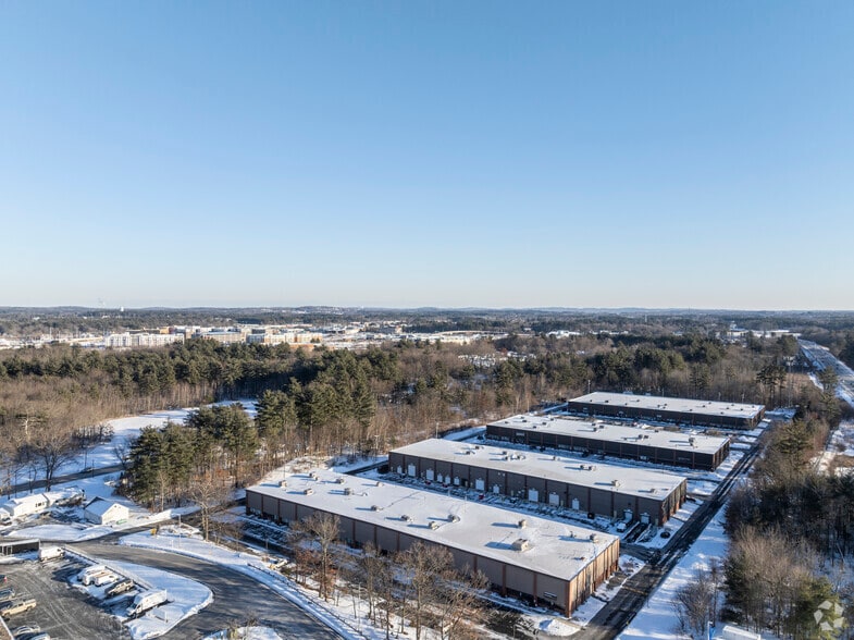 More Photos Of 7 Raymond Ave, Salem Warehouse For Lease