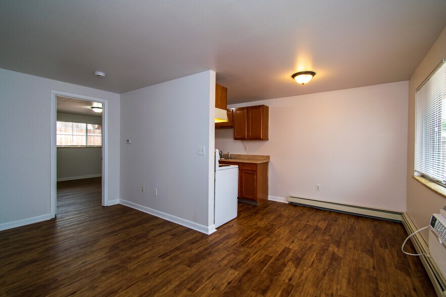 More Photos Of 208 S Jefferson Ave, Loveland Apartments For Sale