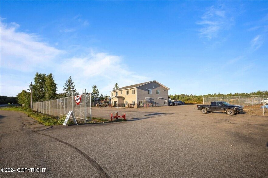 More Photos Of 3462 Big Lake Rd, Big Lake General Retail For Sale