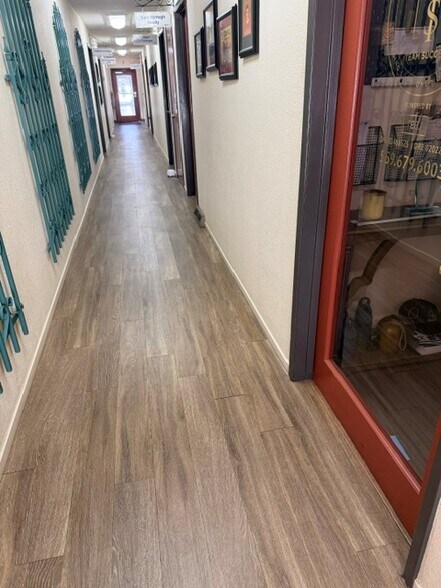 More Photos Of 525 W Center Ave, Visalia Office For Lease