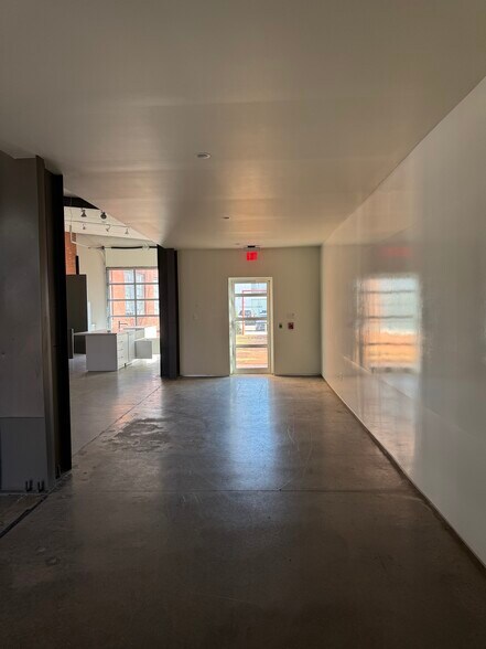 More Photos Of 124 NW 12th St, Oklahoma City Office For Lease