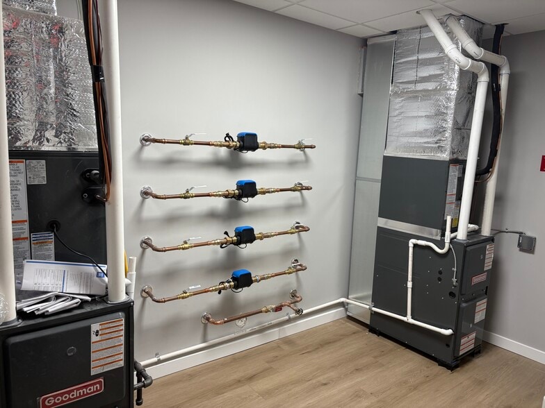 More Photos Of 408 Bethel Rd, Somers Point Office For Sale