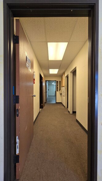 More Photos Of 2001 Hawkins Circle, Los Angeles Warehouse For Lease