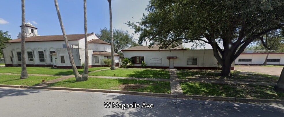 More Photos Of 317 Magnolia Ave, La Feria Religious Facility For Lease