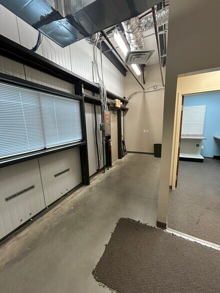 More Photos Of 96 Integrity Dr, Hebron Medical For Lease