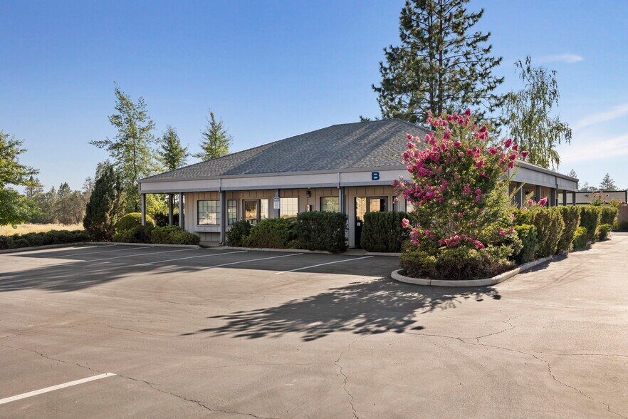 More Photos Of 21663 Brian Ln, Sonora Office Residential For Lease