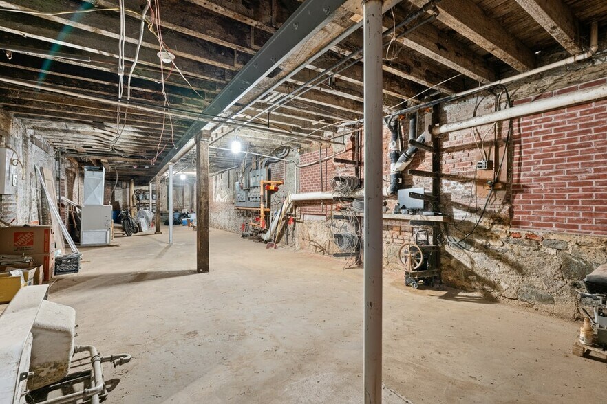 More Photos Of 153-59 W Jefferson st, Philadelphia Apartments For Sale