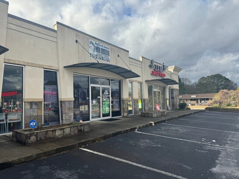 More Photos Of 2400 Highway 138 SW, Fayetteville Service Station For Sale