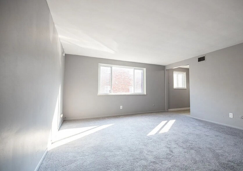 More Photos Of 1101 Broadway St, East McKeesport Apartments For Sale