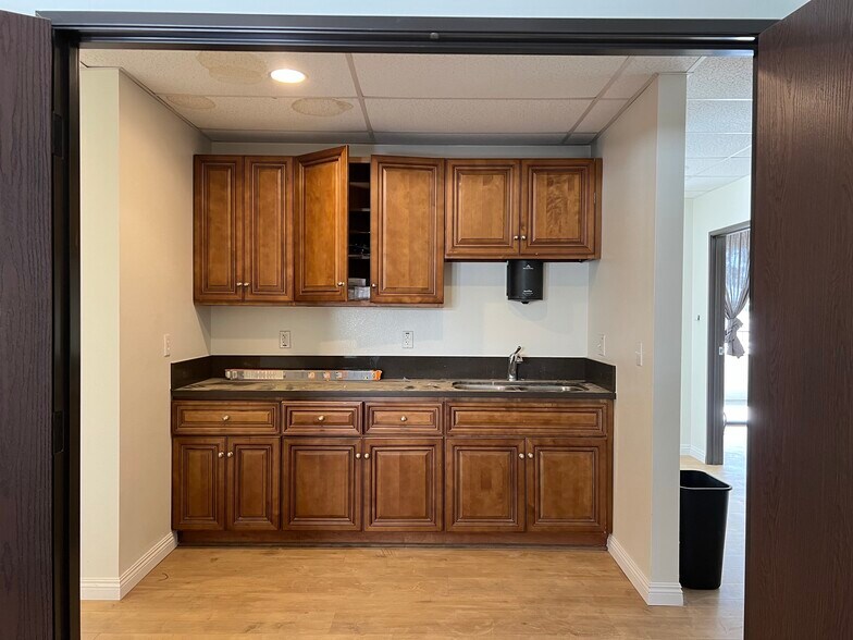 More Photos Of 3360 Flair Dr, El Monte Unknown For Lease