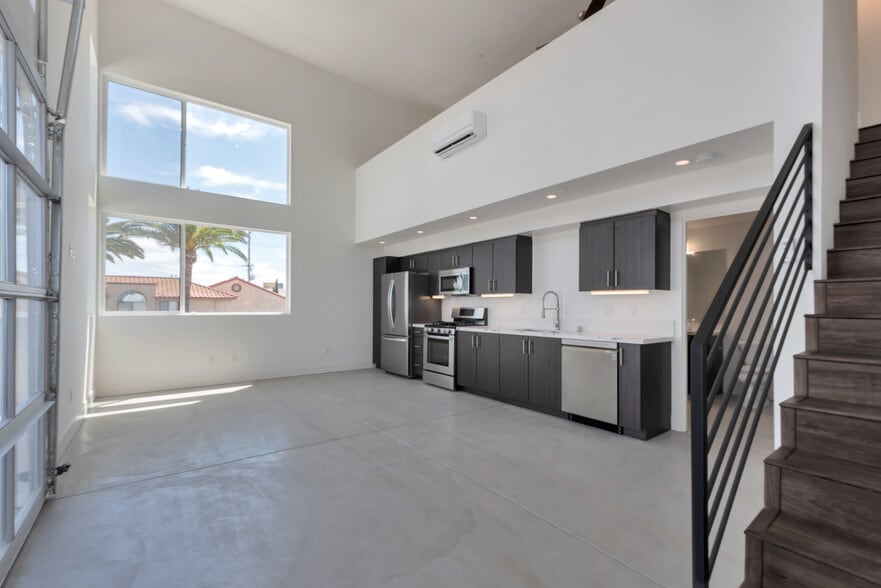 More Photos Of 4726 Utah St, San Diego Apartments For Sale
