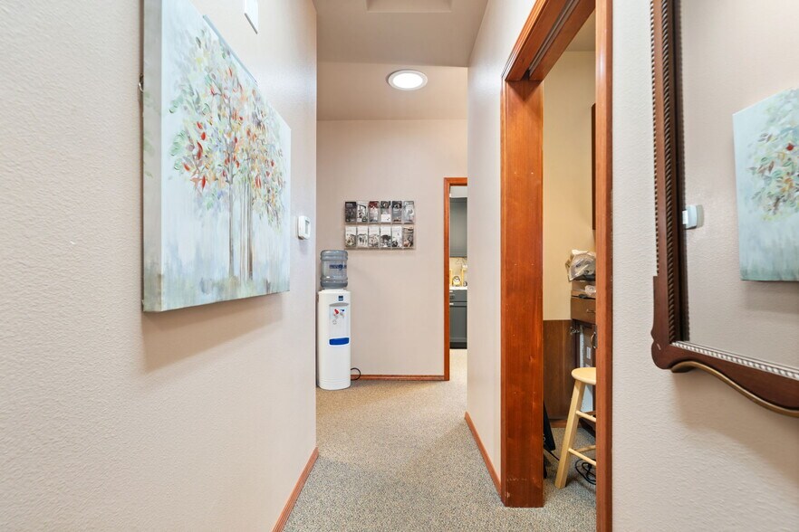 More Photos Of 538 N 5th Ave, Sequim Medical For Sale