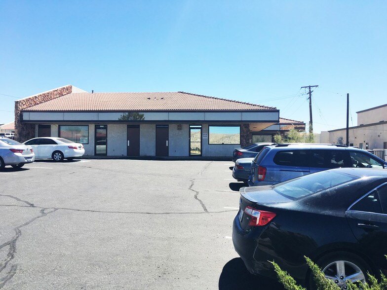 More Photos Of 15963 Quantico Rd, Apple Valley Medical For Lease