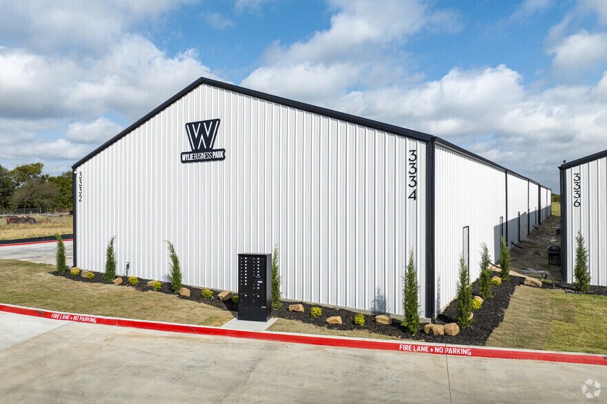 More Photos Of 3332 State Hwy 78, Wylie Light Distribution For Lease