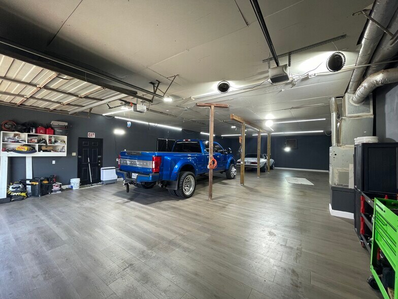 More Photos Of 105 S 2nd St, Richmond General Retail For Sale