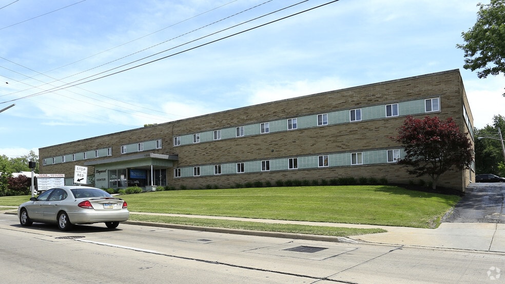 More Photos Of 4568 Mayfield Rd, Cleveland Office For Sale