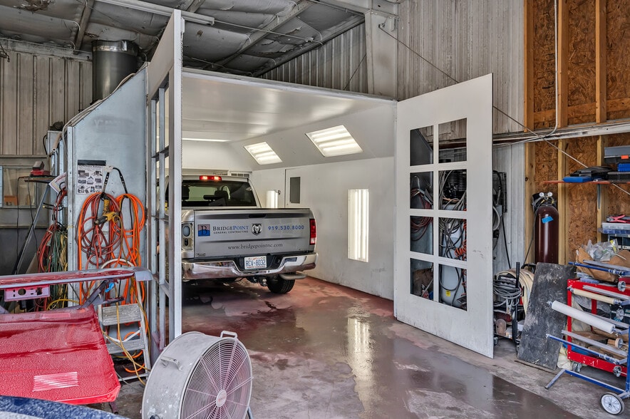 More Photos Of 1015 Ellis Rd, Durham Light Manufacturing For Sale