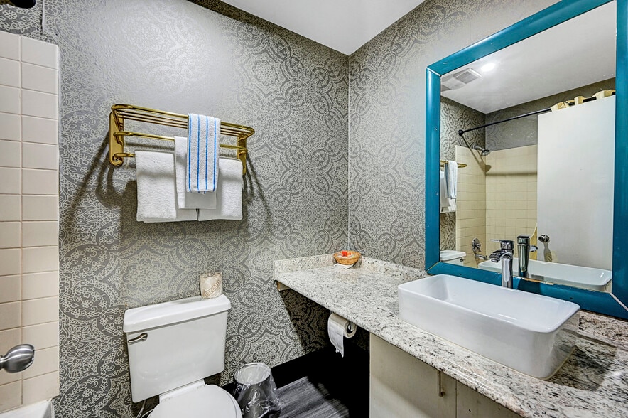 More Photos Of 2855 Fremont St, Las Vegas Hotel For Sale