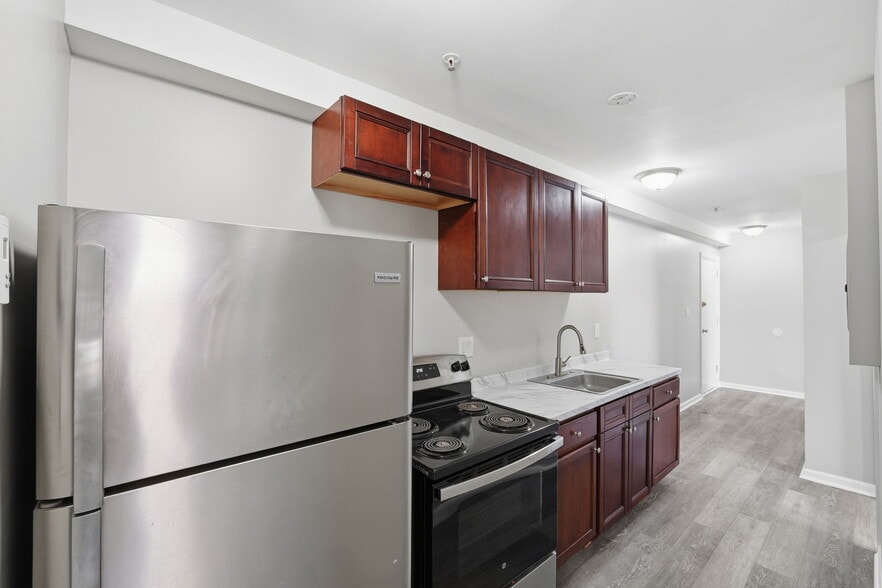 More Photos Of 1300 Congress St SE, Washington Apartments For Sale
