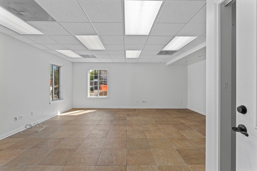 More Photos Of 31961 Hilltop Blvd, Running Springs Loft Creative Space For Sale