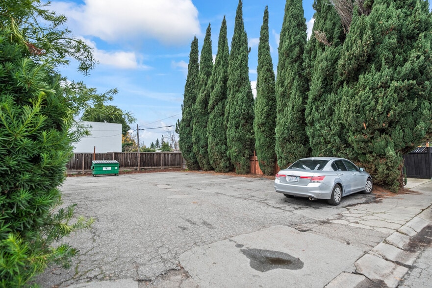 More Photos Of 501 S Bascom Ave, San Jose Storefront Retail Office For Sale