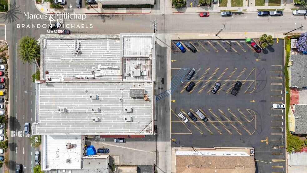 More Photos Of 13543-13545 Hawthorne Blvd, Hawthorne Loft Creative Space For Sale