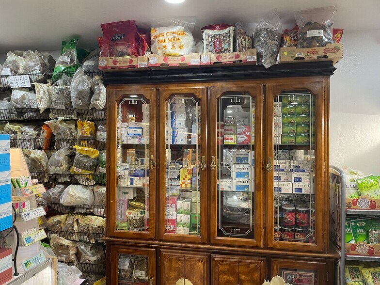 More Photos Of 3097 S Decatur Blvd, Las Vegas Office Residential For Sale