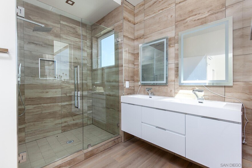 More Photos Of 2158 & 2166 Abbott st, San Diego Apartments For Sale