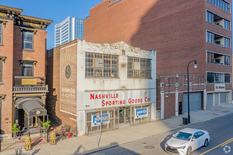 More Photos Of 169 Rosa L Parks Blvd, Nashville Storefront For Lease