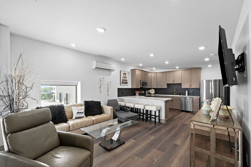 More Photos Of 39 Truss Dr, Boerne Flex For Sale