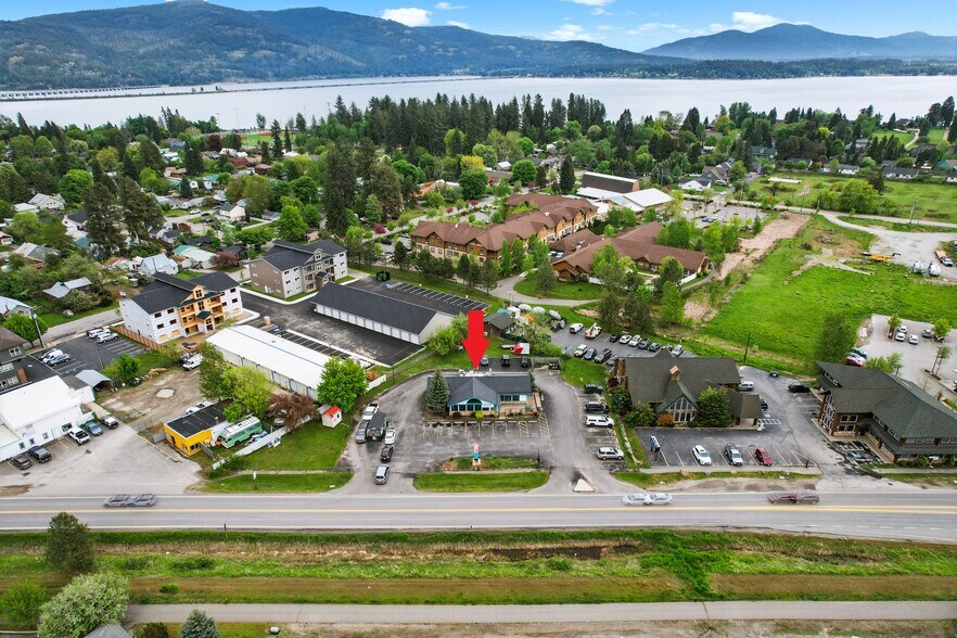 Primary Photo Of 1301 US-2 Hwy, Sandpoint Fast Food For Lease