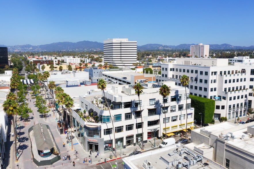 More Photos Of 301 Arizona Ave, Santa Monica Office For Lease