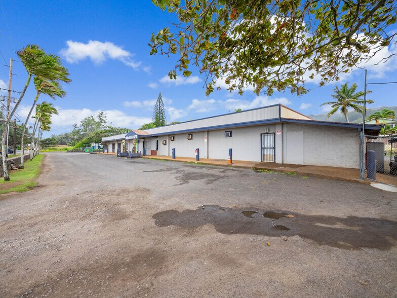 More Photos Of 54-124 Kamehameha Hwy, Hauula Freestanding For Sale
